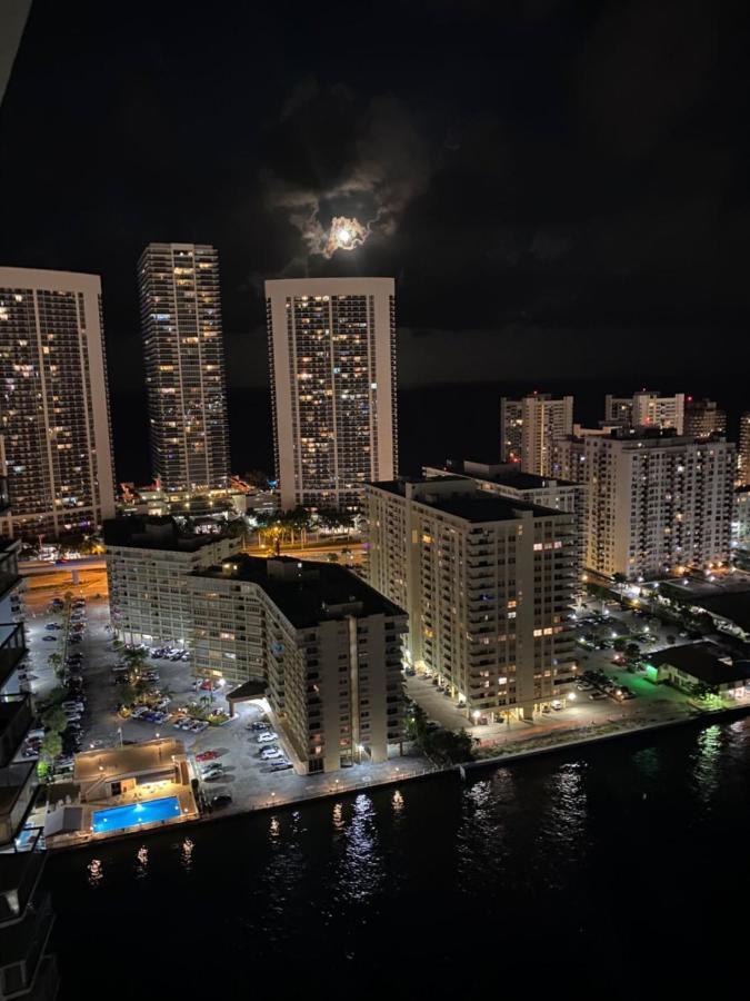 Studio 2Bed Beach Apmt With Amazing Views 30B Hallandale Beach Exteriér fotografie